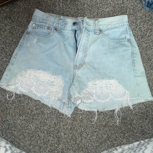 American Eagle Jean Shorts size 00 - Picture 1 of 5